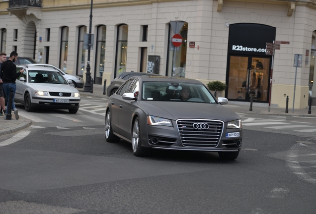 Audi S8 D4