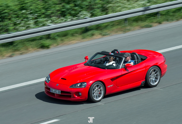 Dodge Viper SRT-10 Roadster 2003