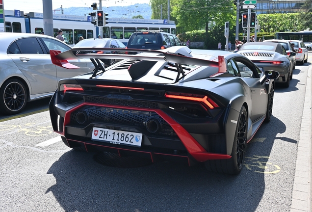 Lamborghini Huracán LP640-2 STO