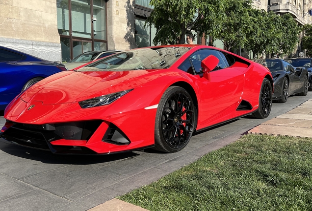 Lamborghini Huracán LP640-4 EVO