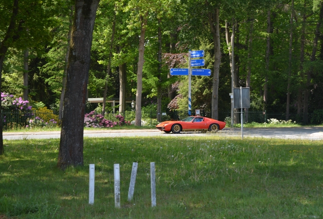 Lamborghini Miura P400 SV