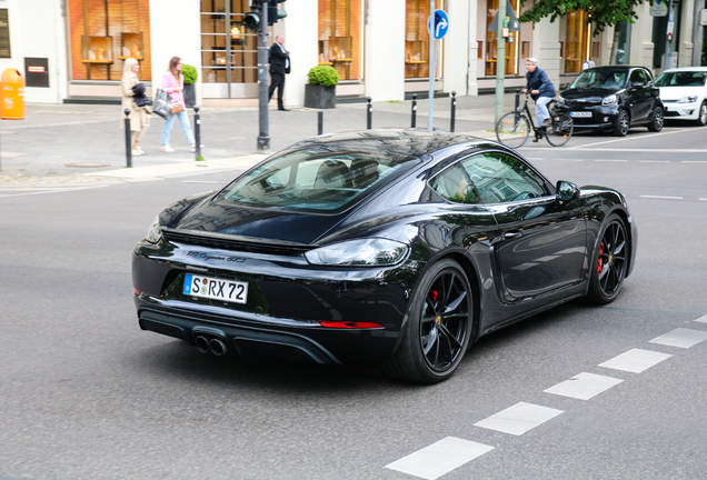 Porsche 718 Cayman GTS