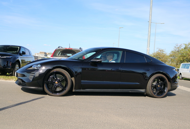 Porsche Taycan Turbo S