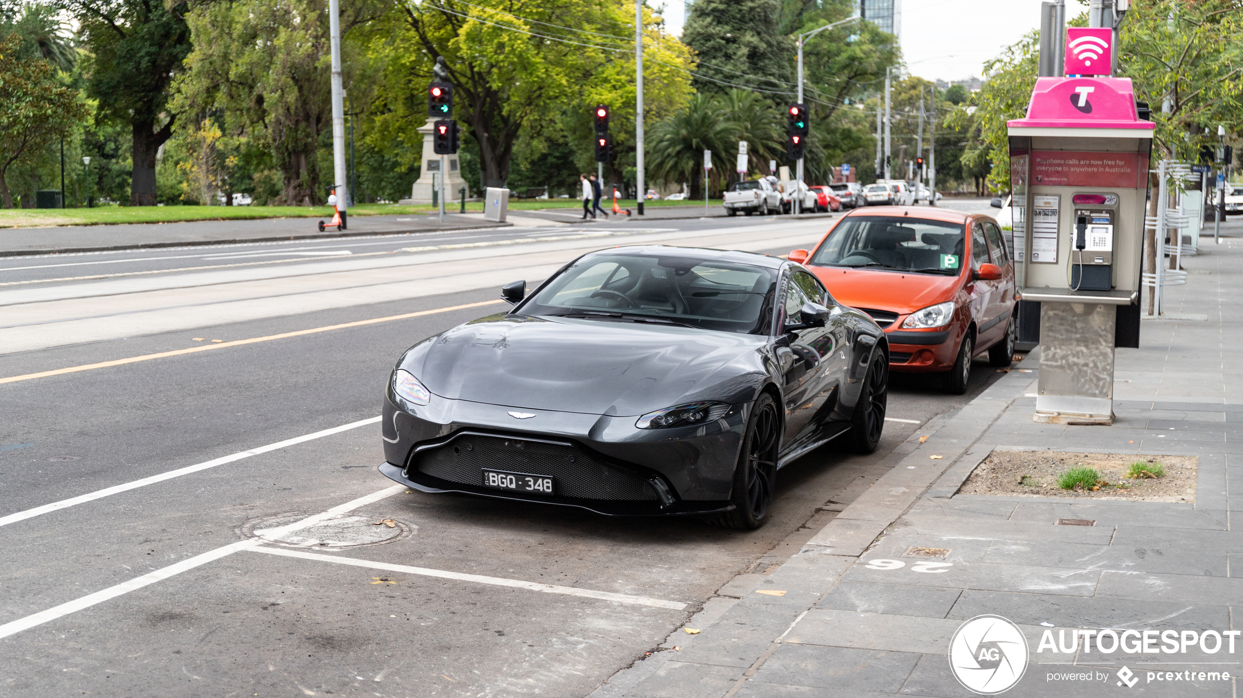 Aston Martin V8 Vantage 2018