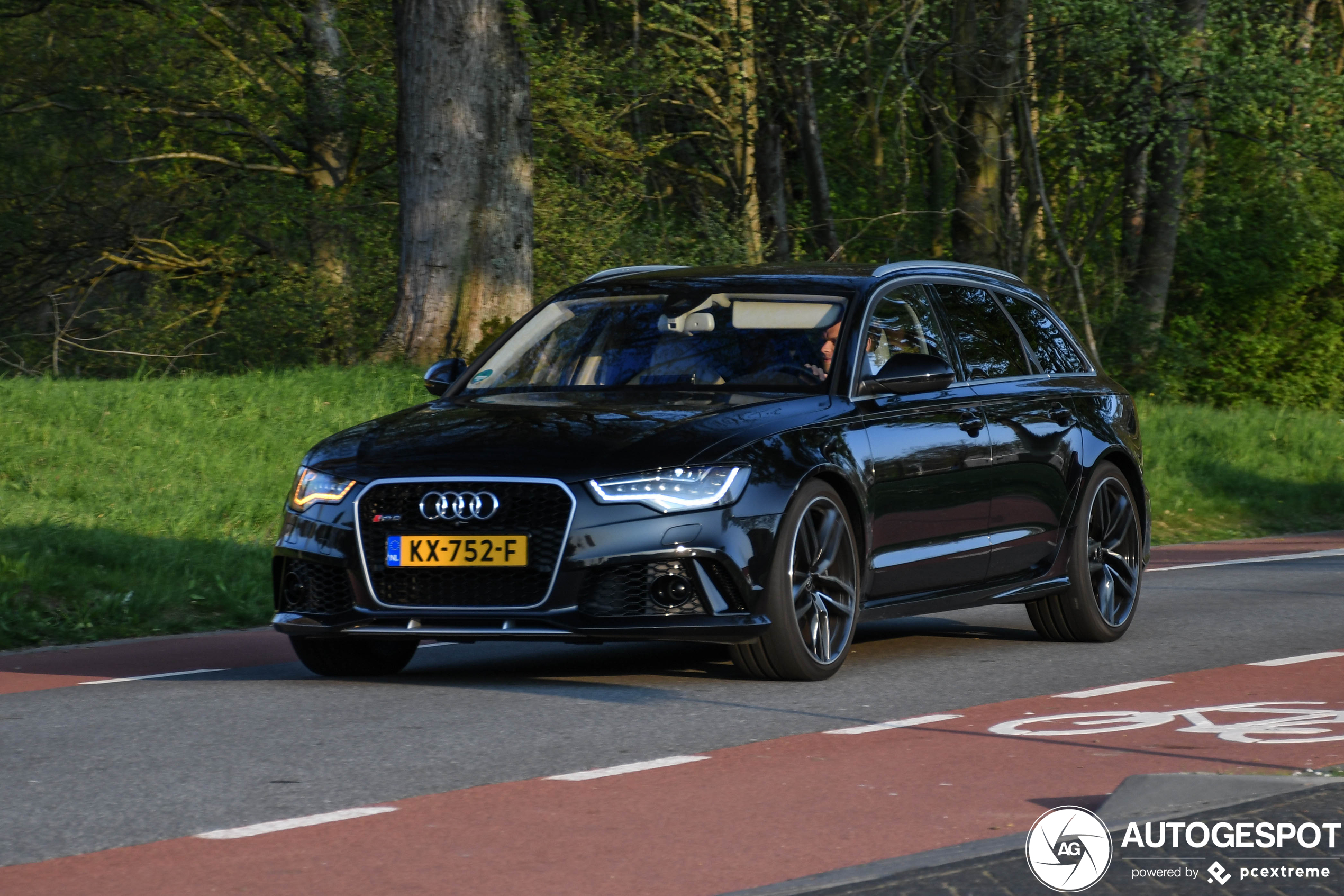 Audi RS6 Avant C7