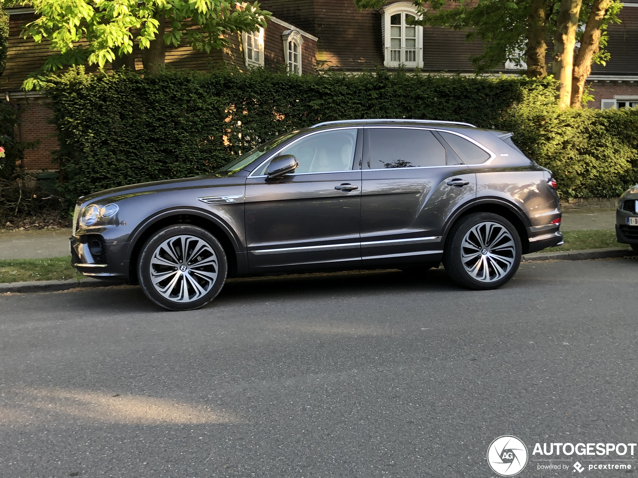 Bentley Bentayga V8 2021 First Edition