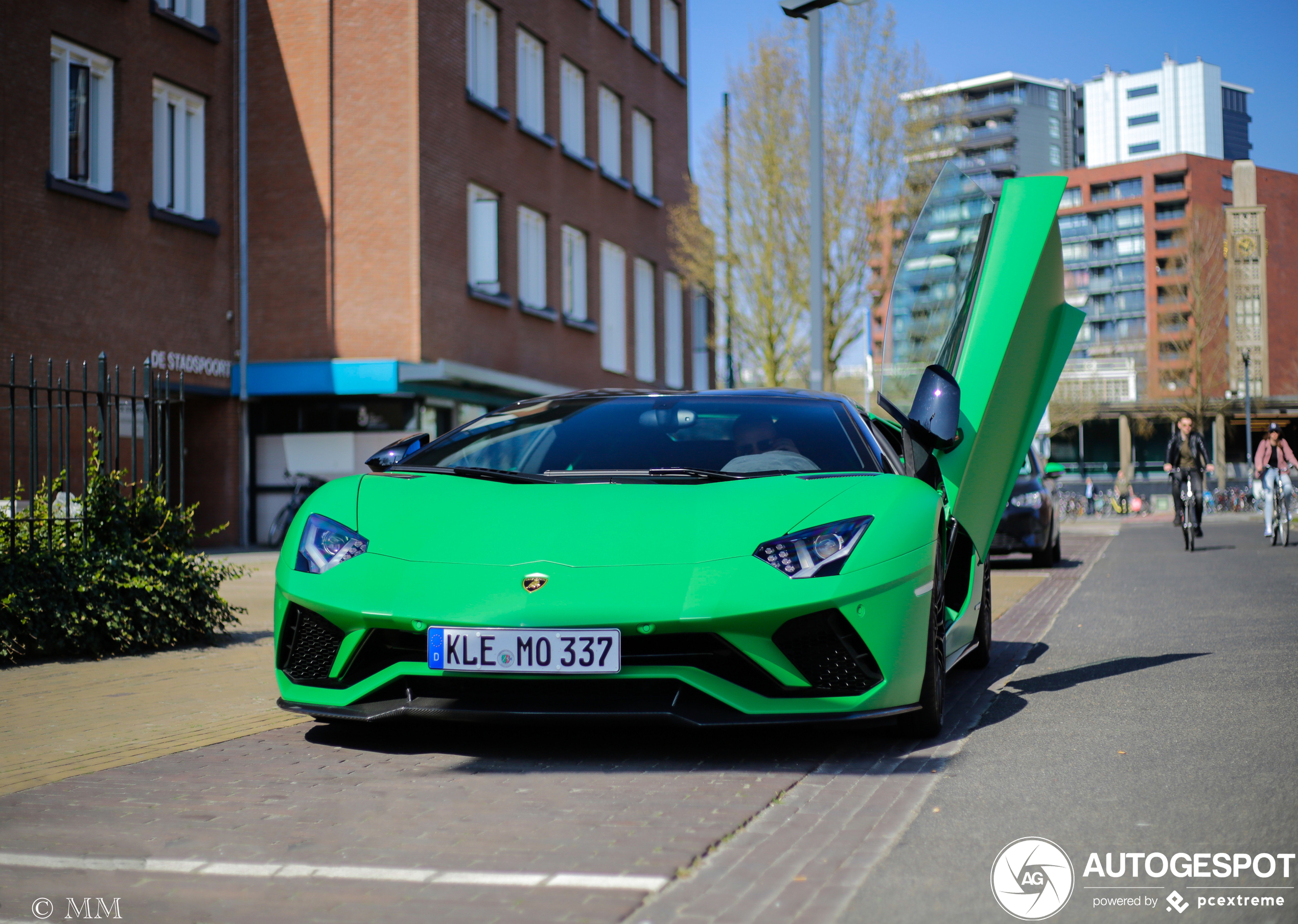 Lamborghini Aventador S LP740-4 Roadster