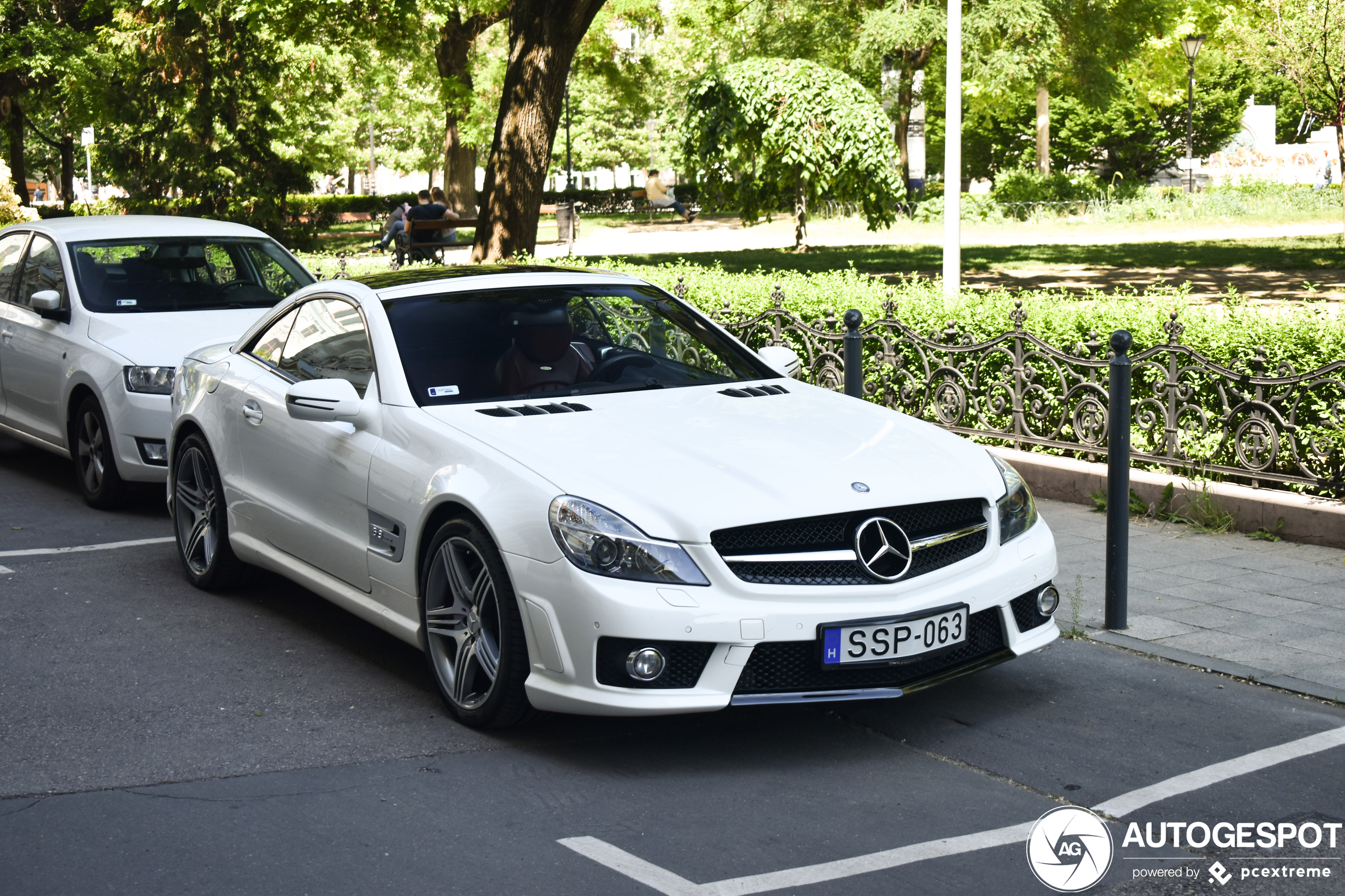 Mercedes-Benz SL 63 AMG