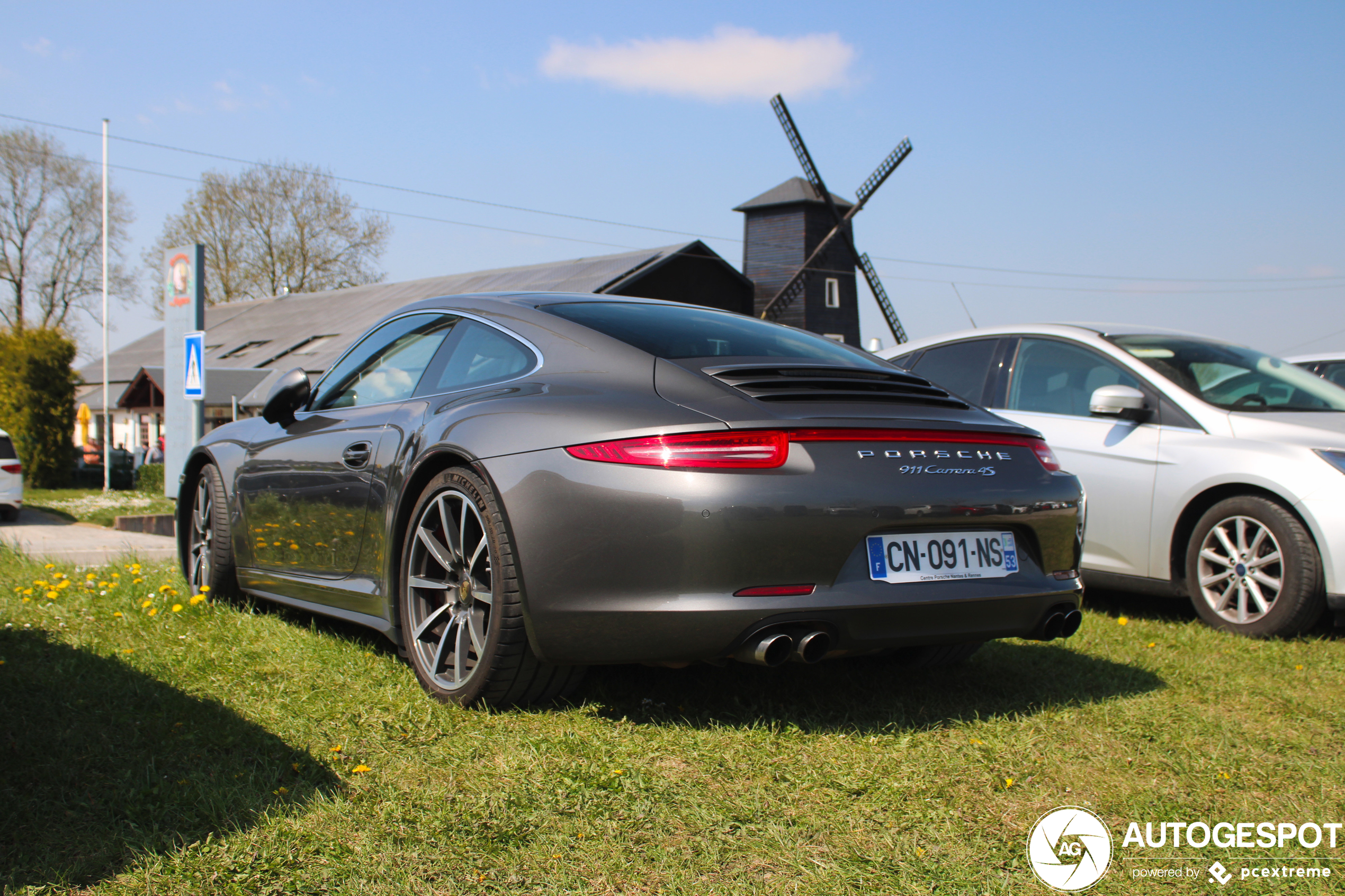 Porsche 991 Carrera 4S MkI