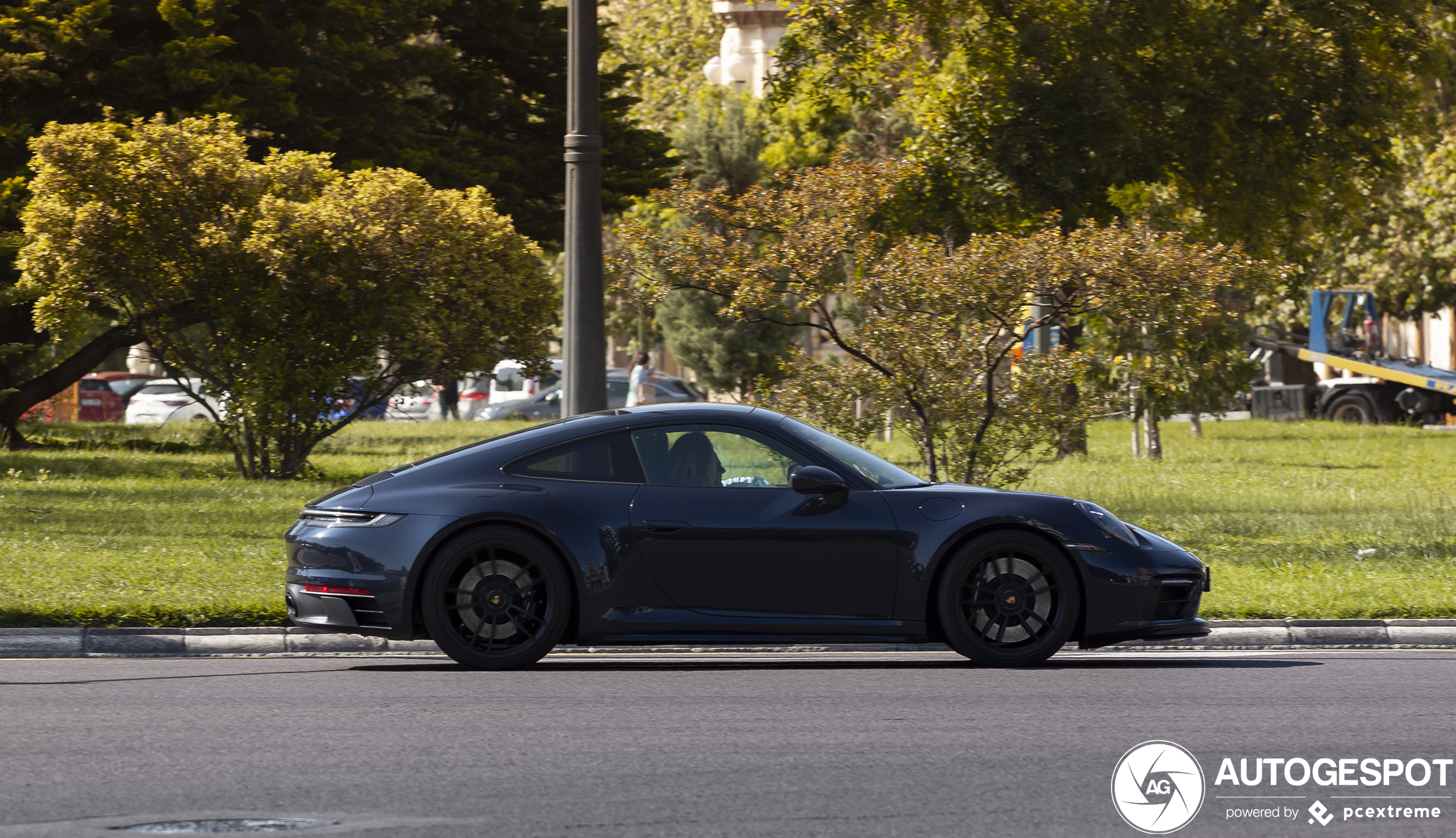 Porsche 992 Carrera 4S