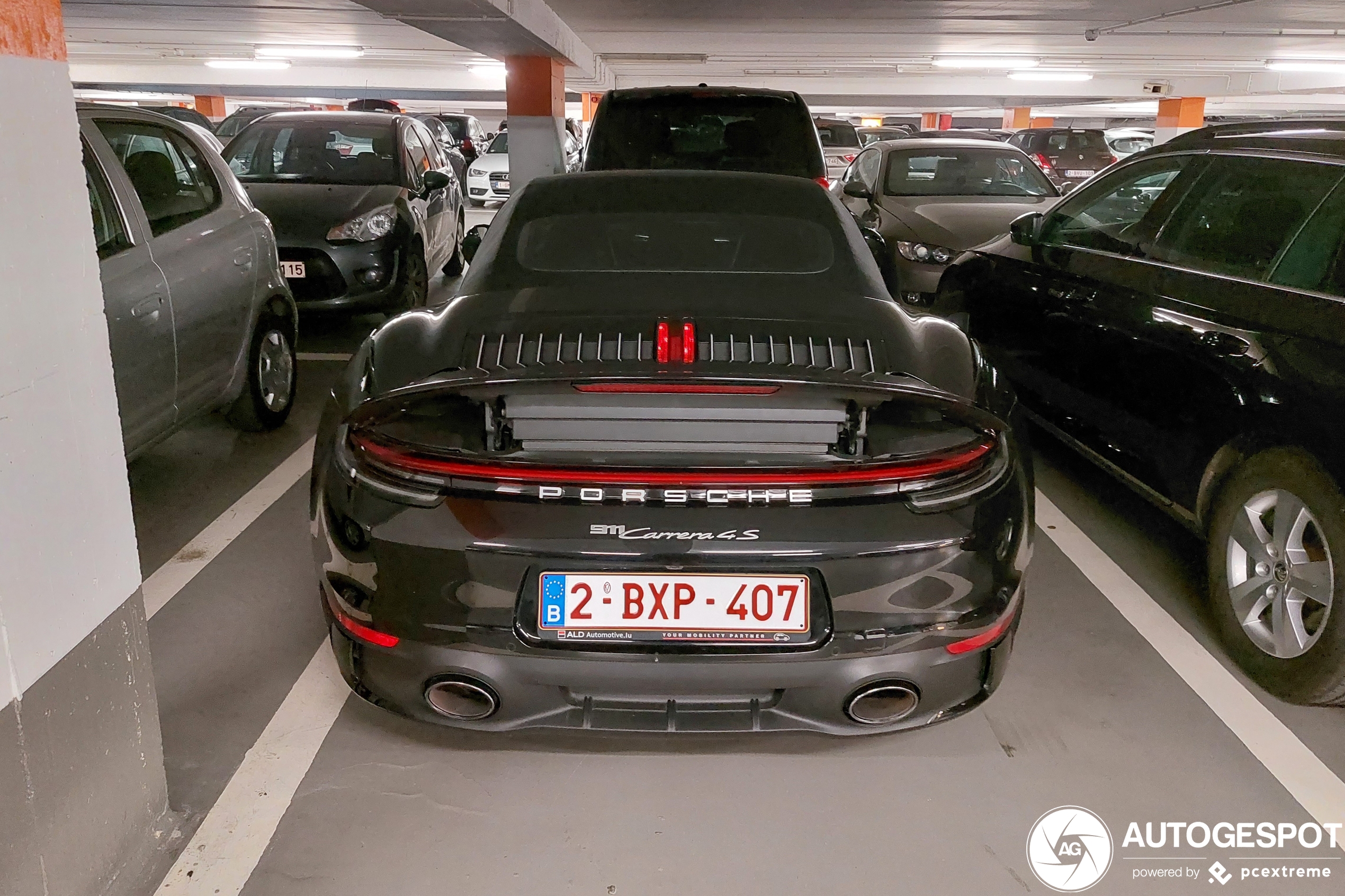 Porsche 992 Carrera 4S Cabriolet