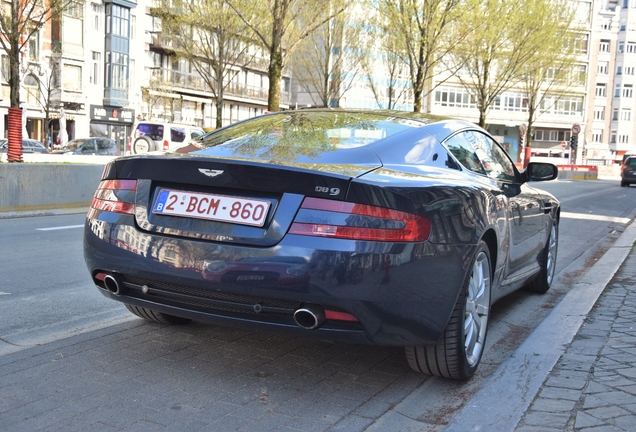 Aston Martin DB9