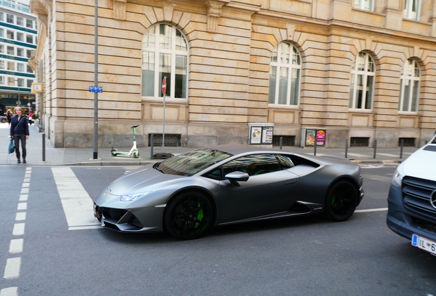 Lamborghini Huracán LP640-4 EVO