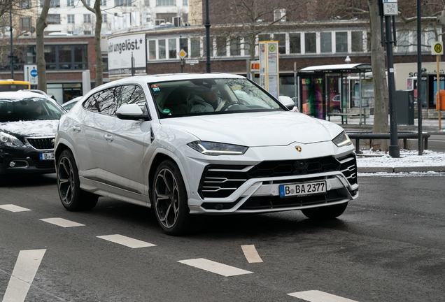 Lamborghini Urus