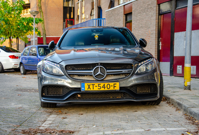 Mercedes-AMG C 63 S W205