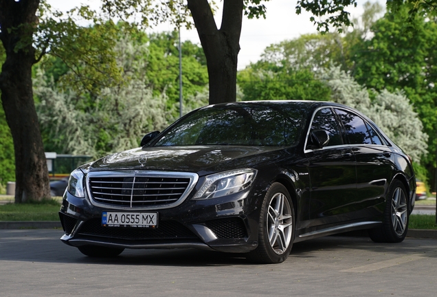 Mercedes-Benz S 63 AMG V222