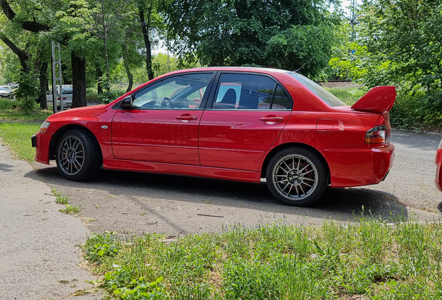 Mitsubishi Lancer Evolution IX