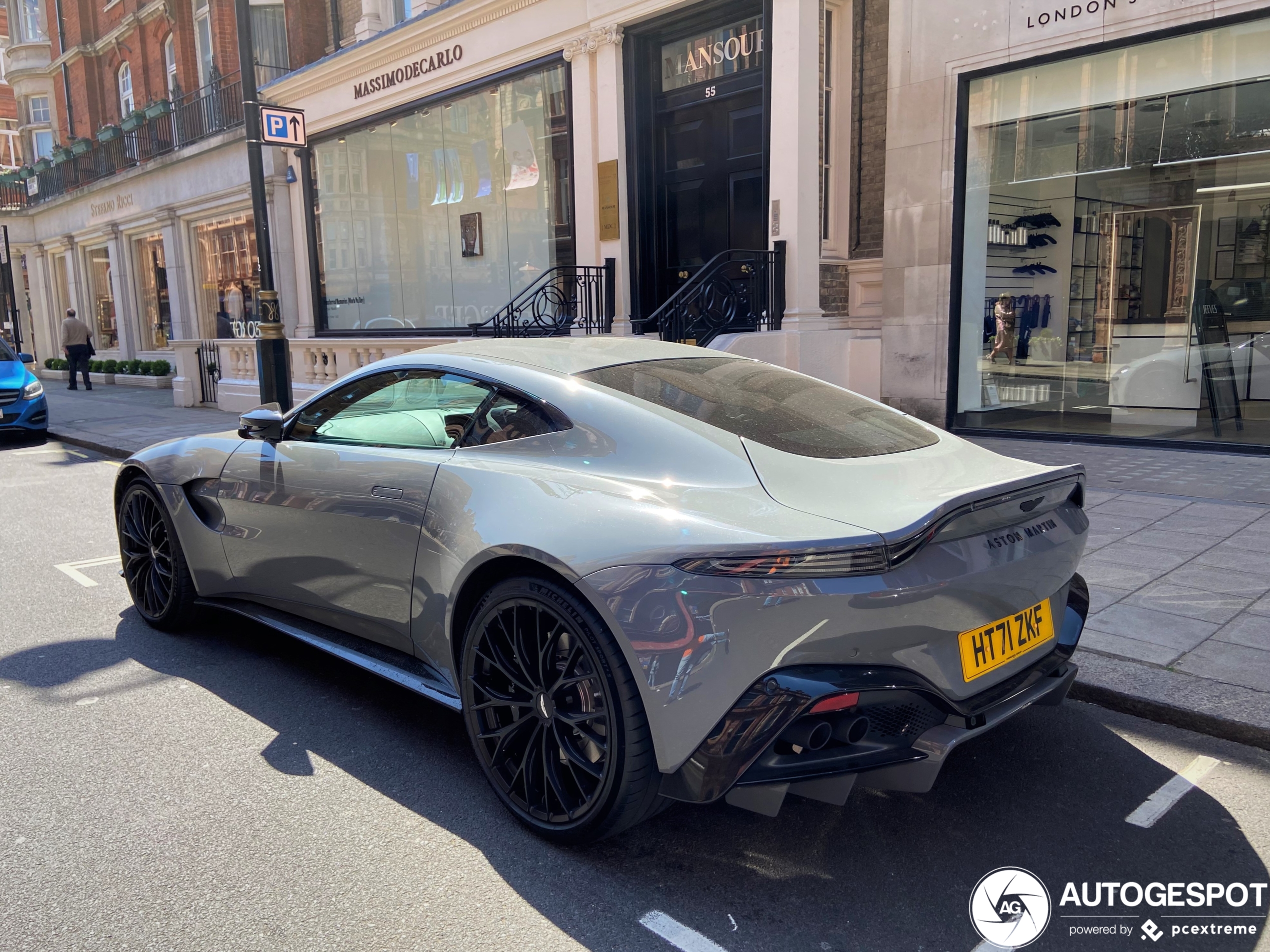 Aston Martin V8 Vantage 2018