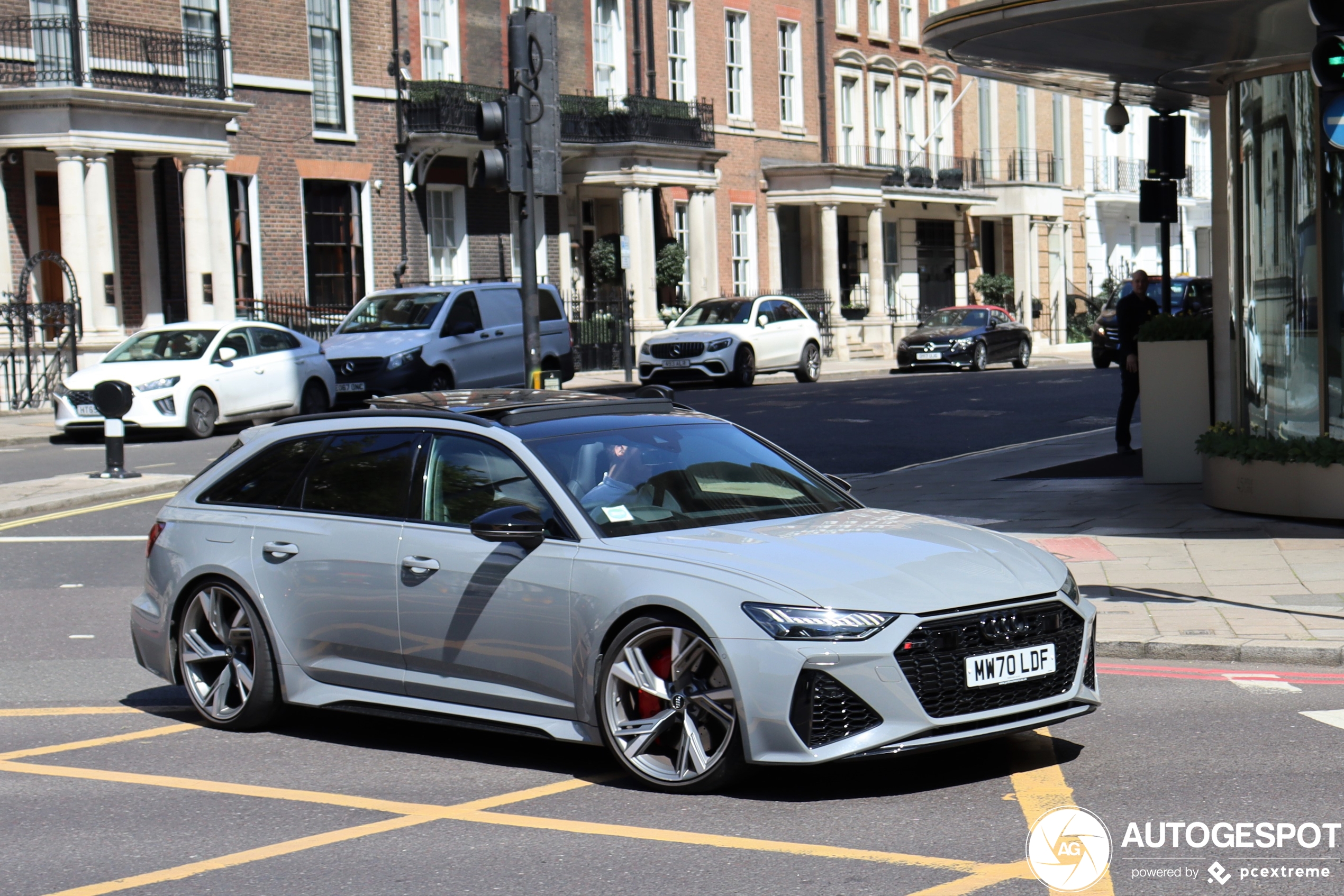 Audi RS6 Avant C8