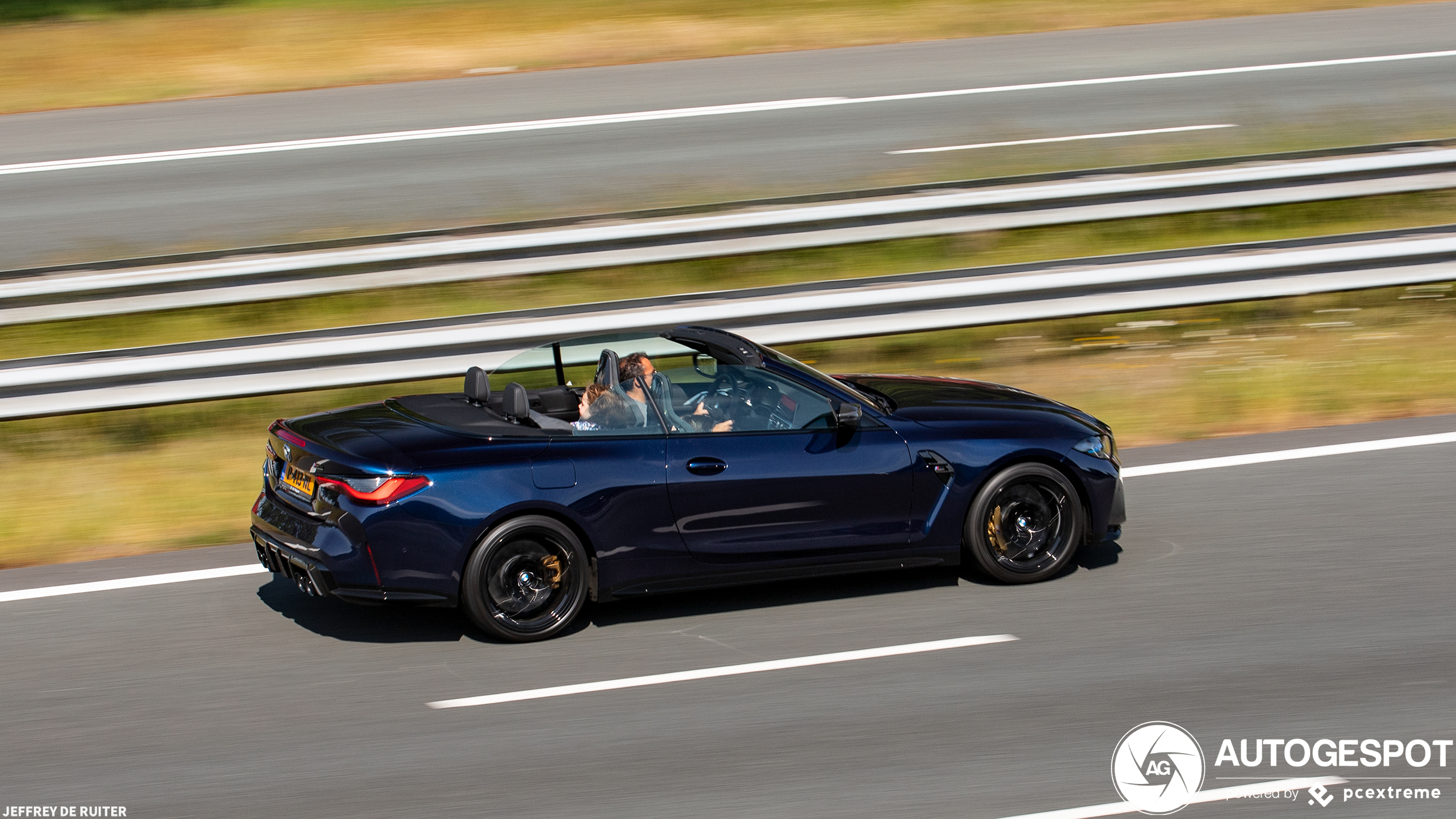 BMW M4 G83 Convertible Competition