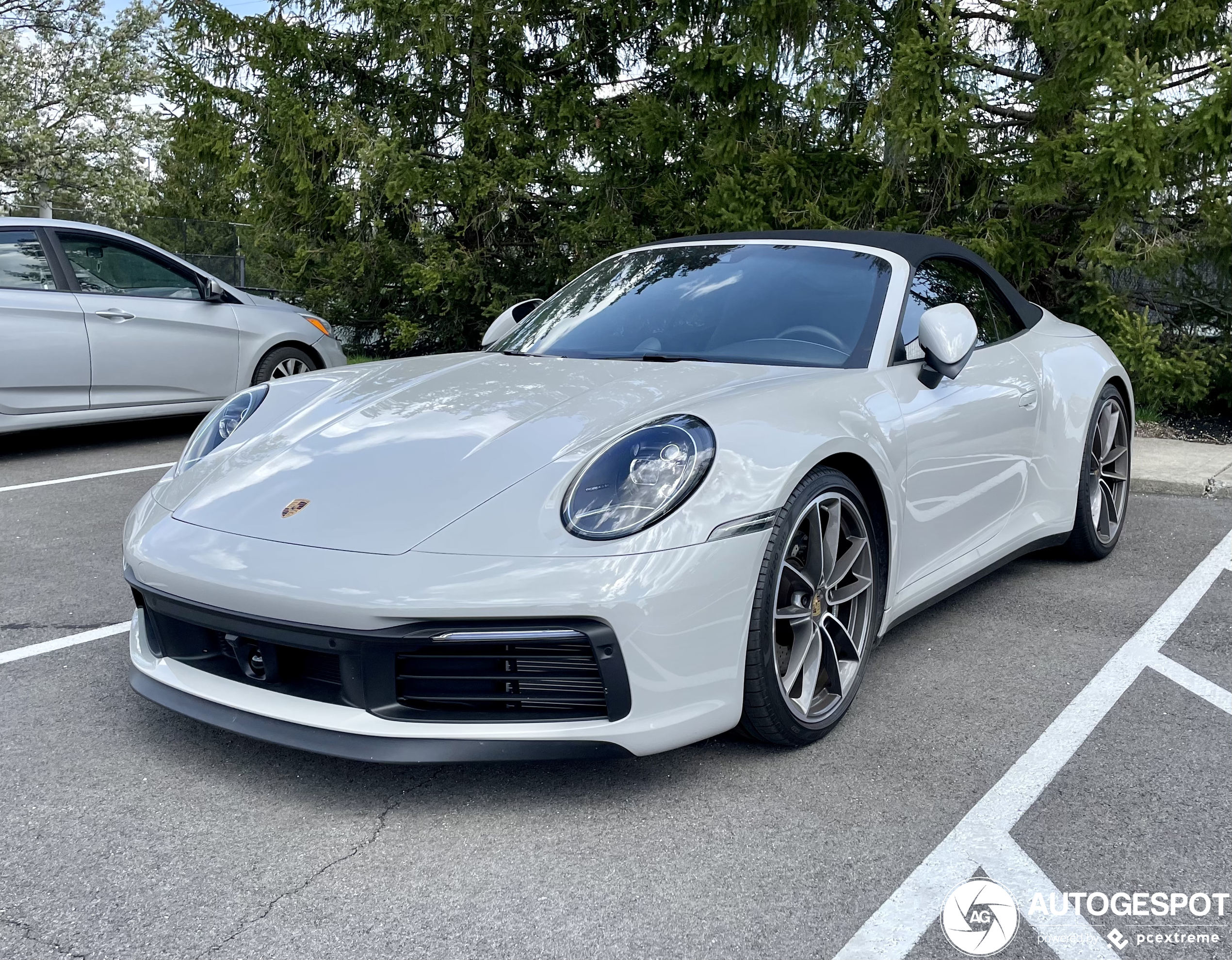 Porsche 992 Carrera 4S Cabriolet