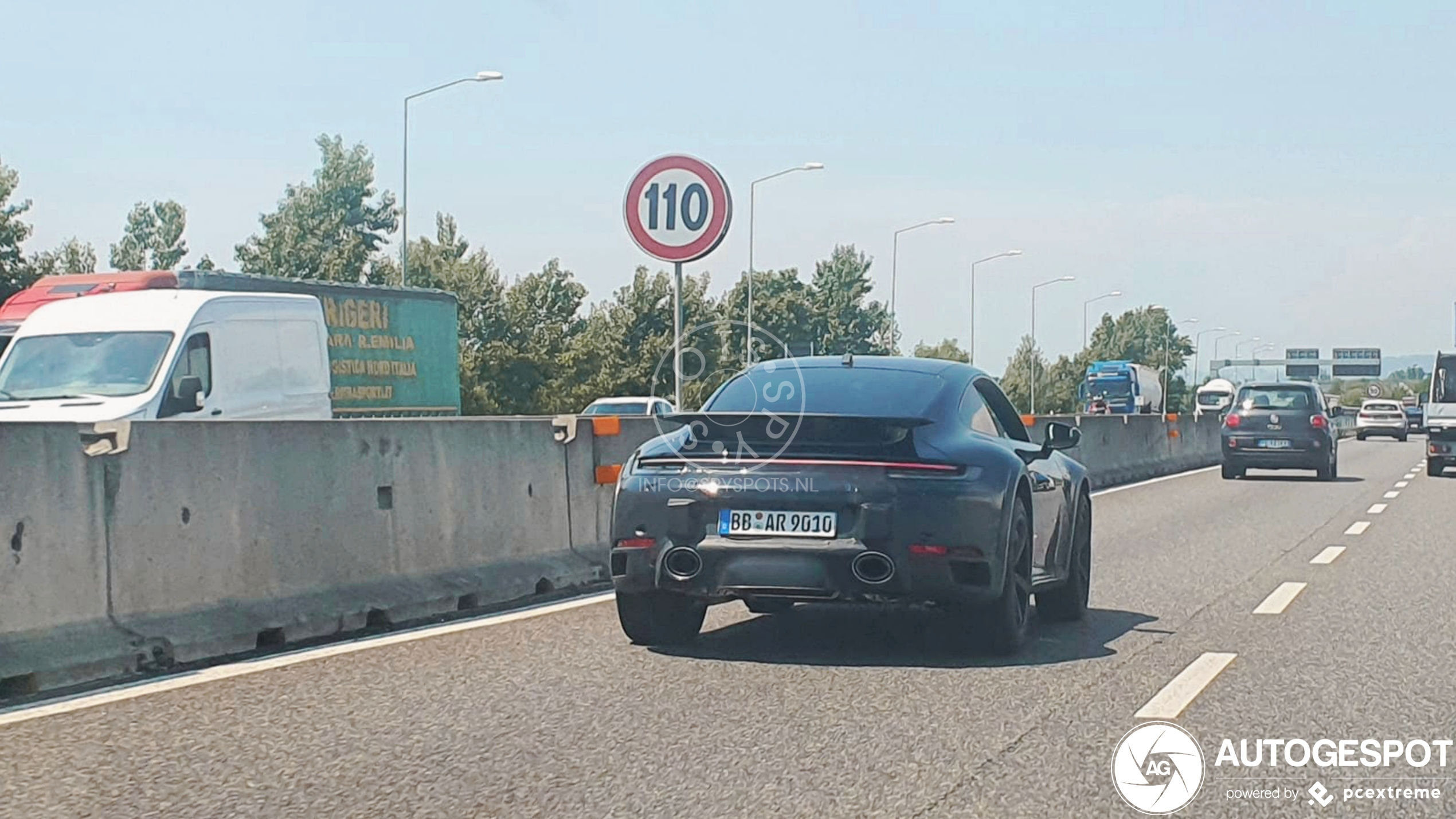 3x Porsche Spyspots!