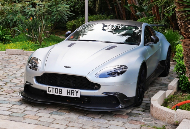 Aston Martin Vantage GT8