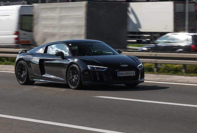 Audi R8 V10 Plus 2015