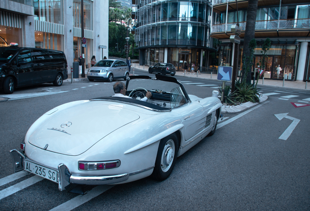 Mercedes-Benz 300SL Roadster