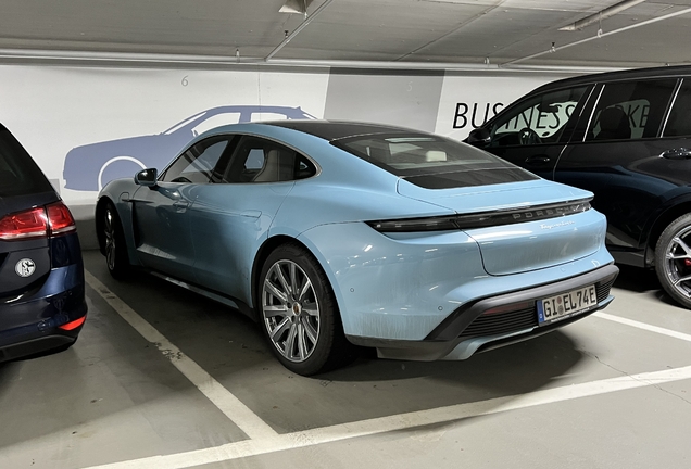 Porsche Taycan Turbo MkI