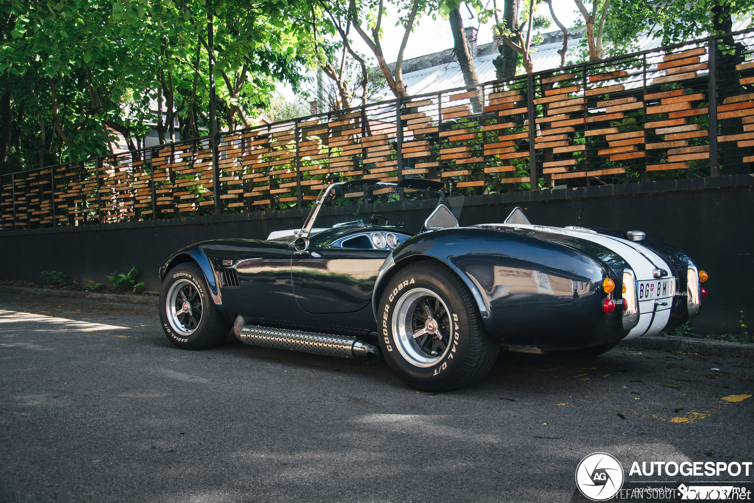 AC Cobra Superformance 427