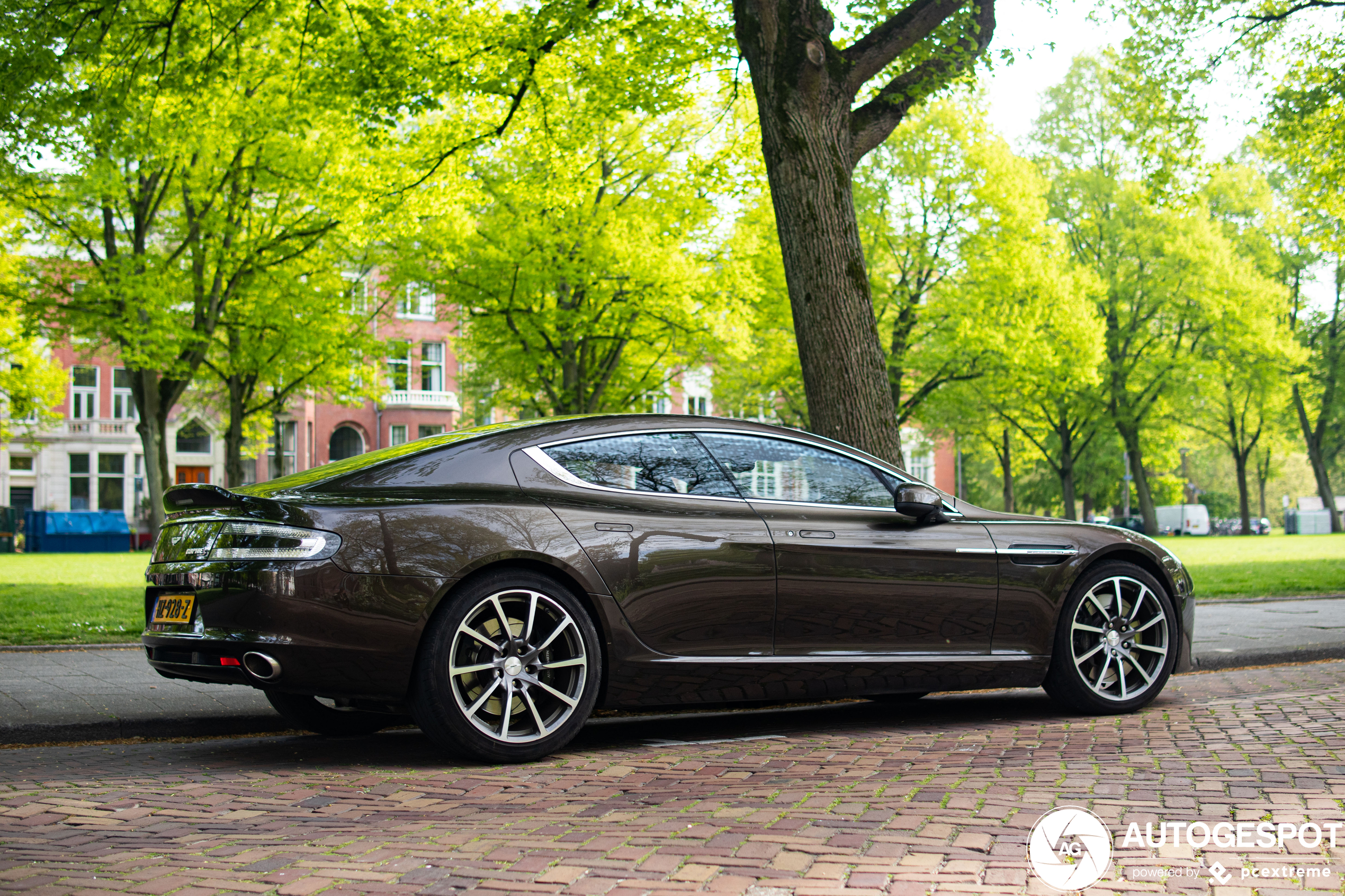 Aston Martin Rapide S