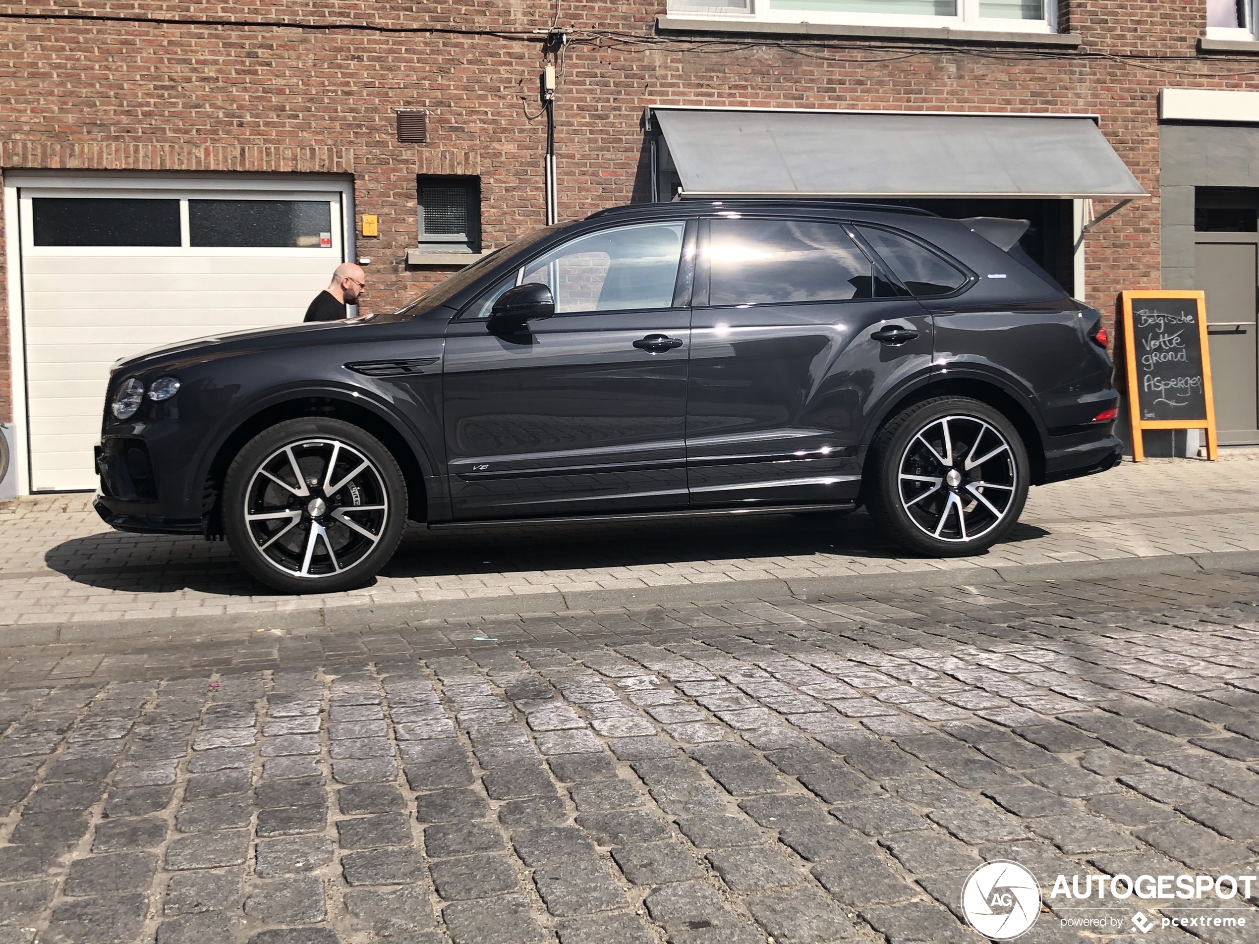 Bentley Bentayga V8 2021