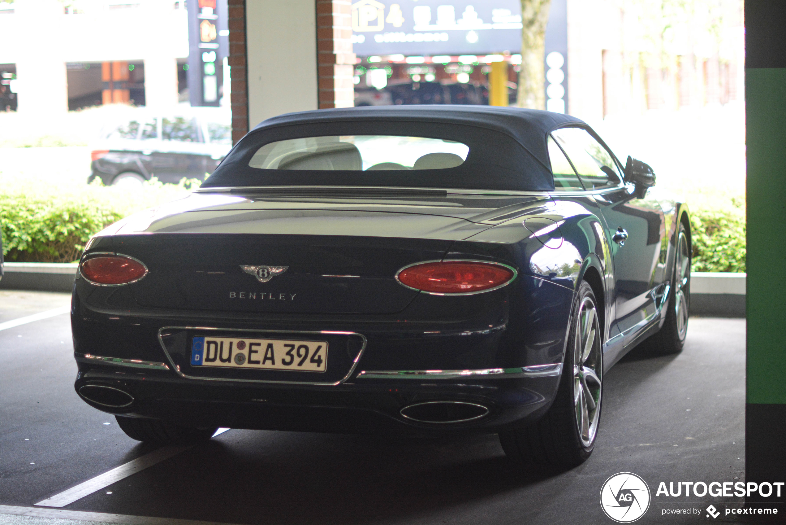 Bentley Continental GTC 2019