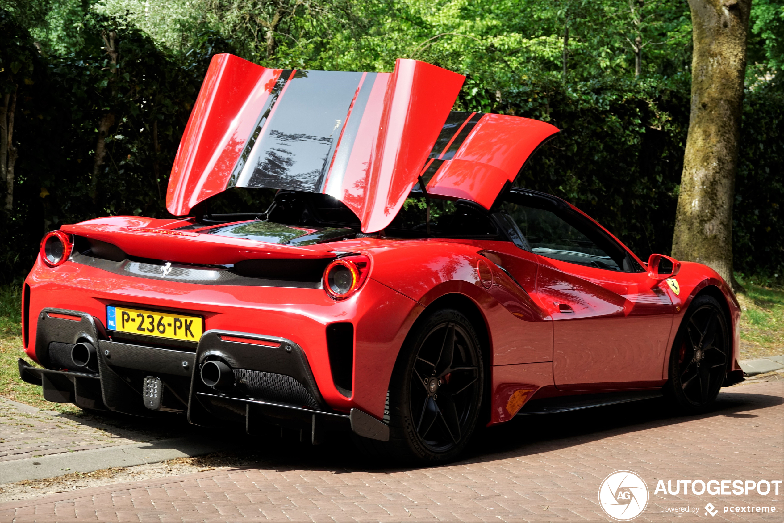 Ferrari 488 Pista Spider