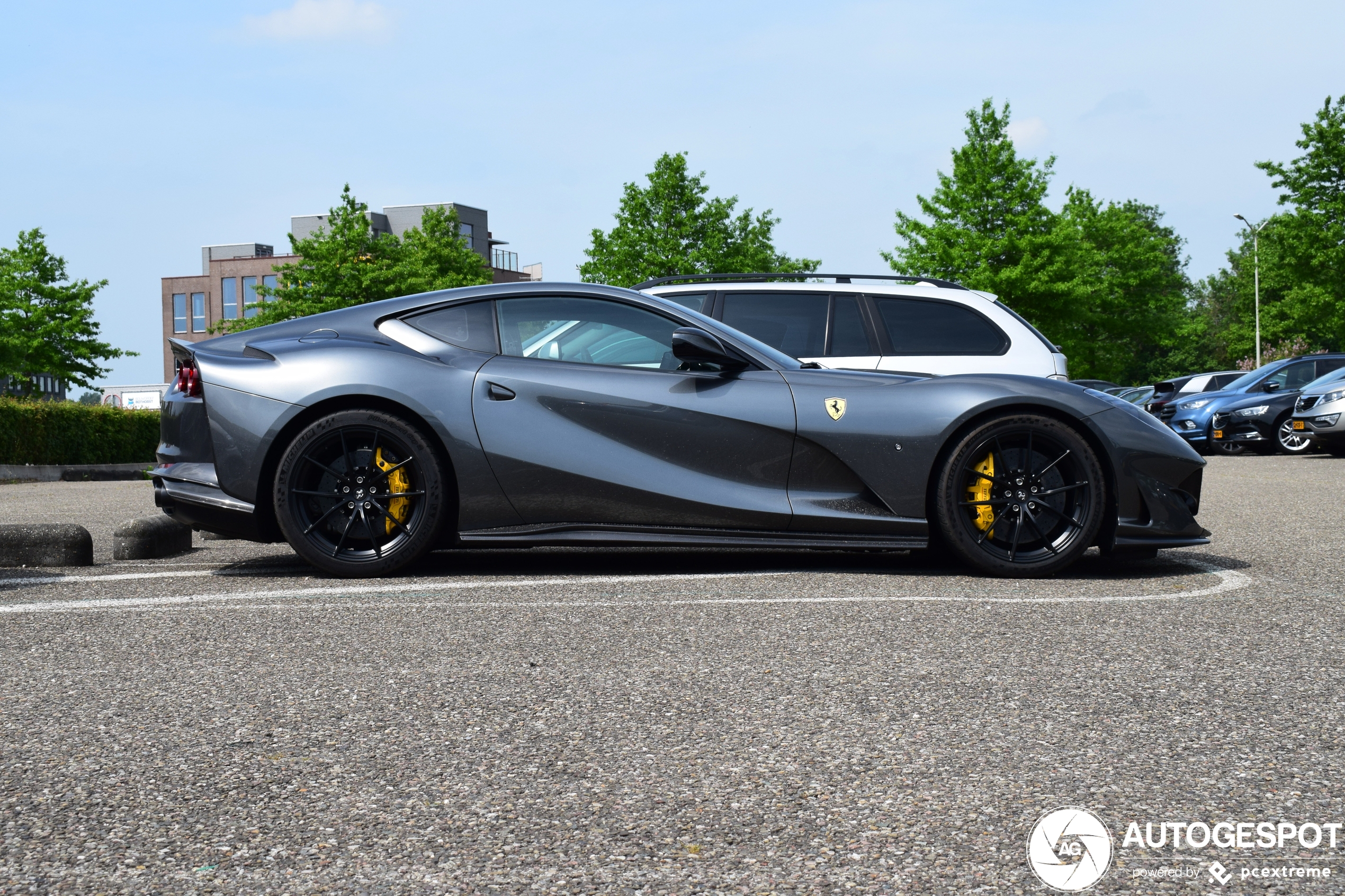 Ferrari 812 Superfast Novitec Rosso