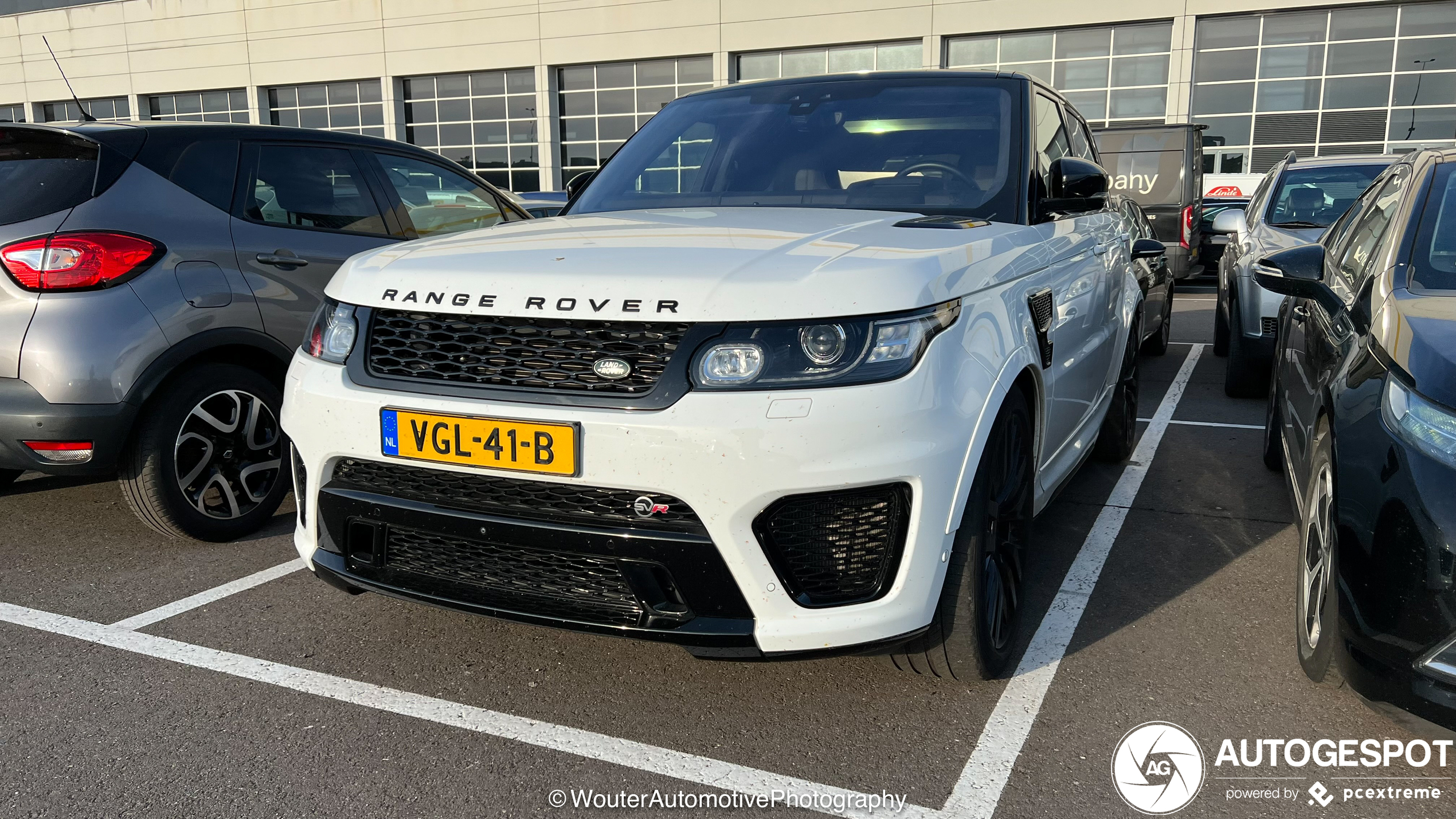 Land Rover Range Rover Sport SVR