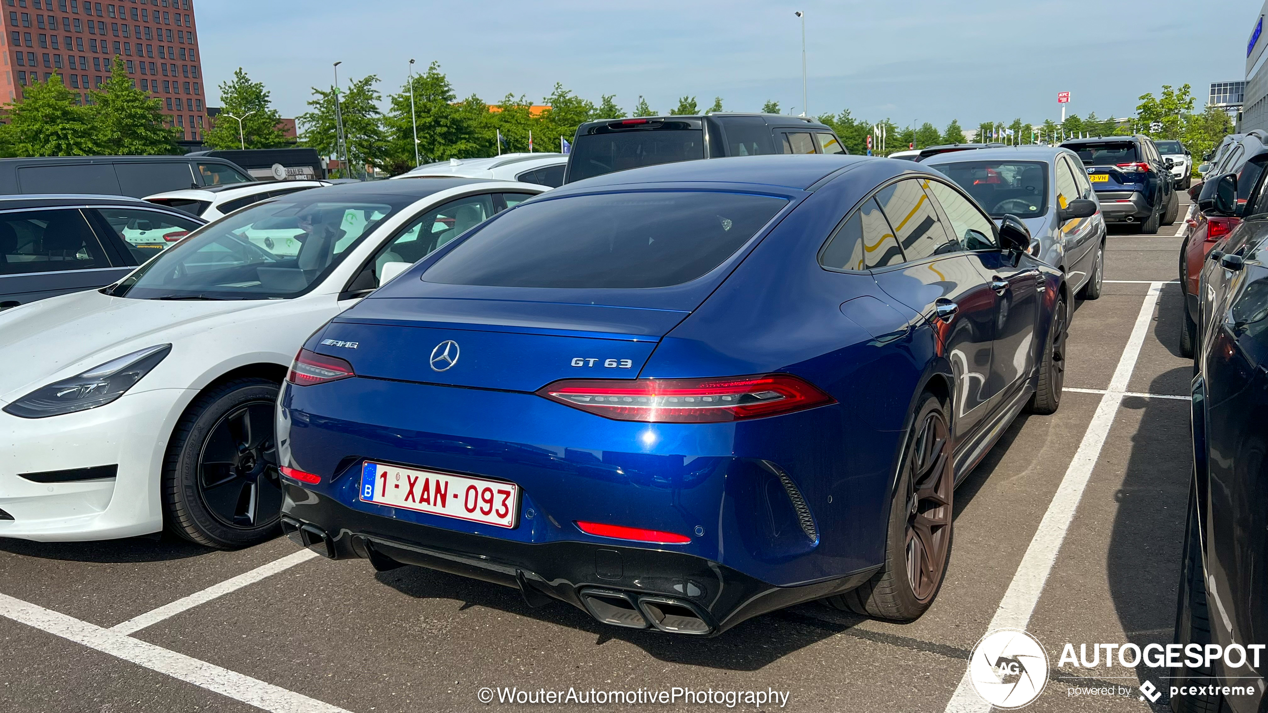 Mercedes-AMG GT 63 X290