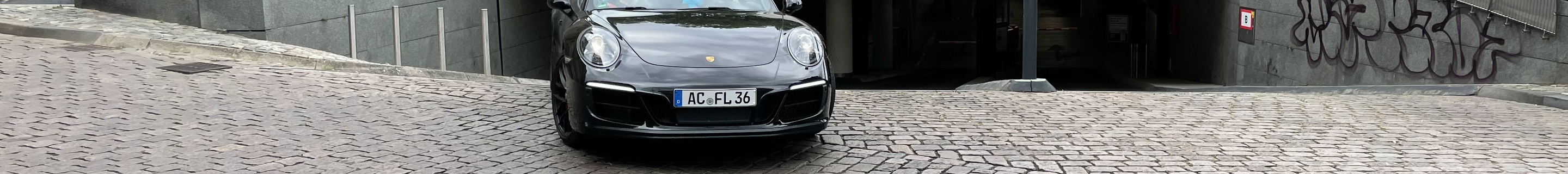 Porsche 991 Carrera 4 GTS Cabriolet MkII