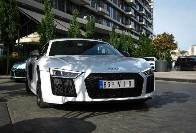 Audi R8 V10 Plus 2015