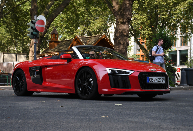 Audi R8 V10 Spyder 2016