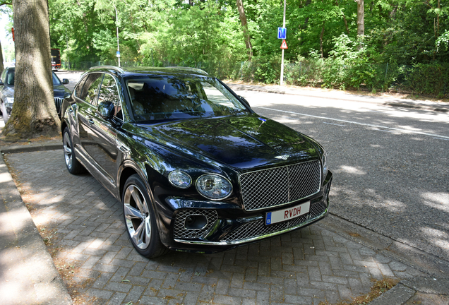 Bentley Bentayga Hybrid 2021 First Edition