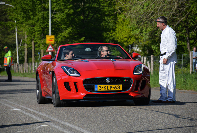 Jaguar F-TYPE S V8 Convertible