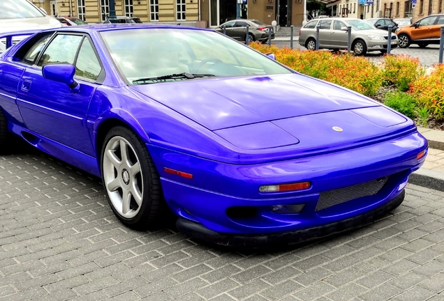 Lotus Esprit V8