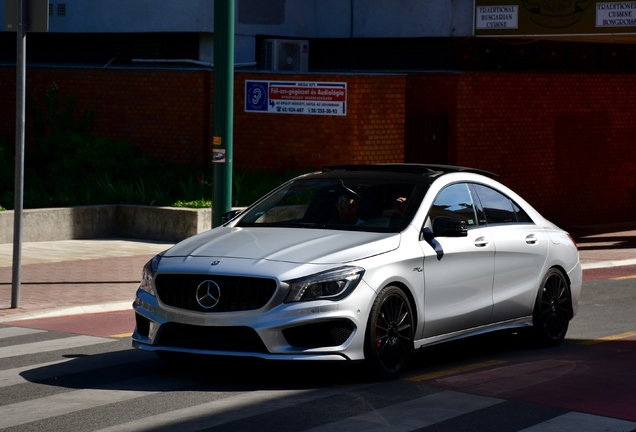 Mercedes-Benz CLA 45 AMG C117