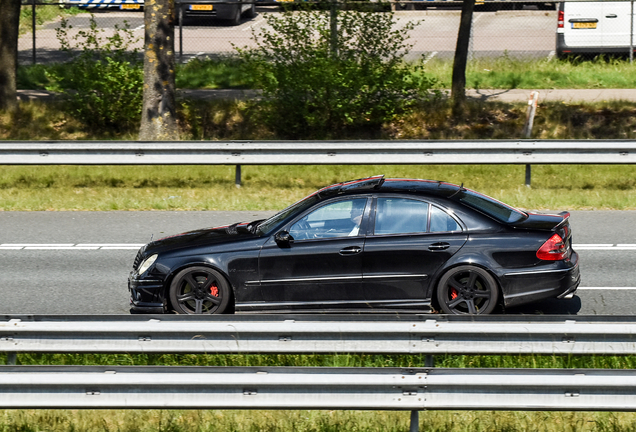 Mercedes-Benz E 55 AMG