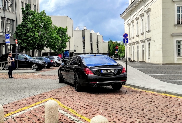 Mercedes-Maybach Brabus 900 Rocket 2018