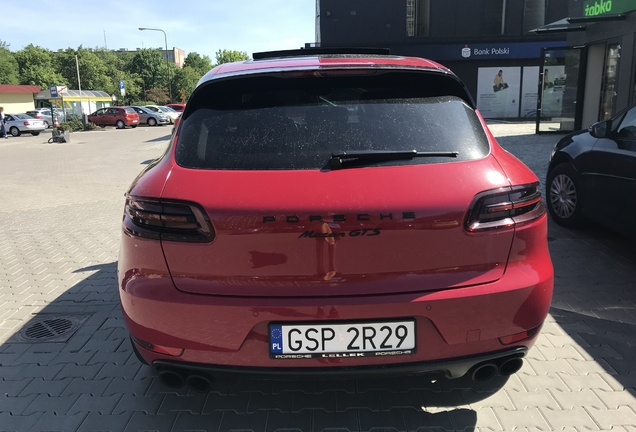 Porsche 95B Macan GTS