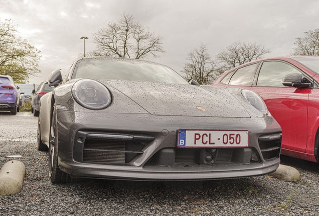 Porsche 992 Carrera 4S