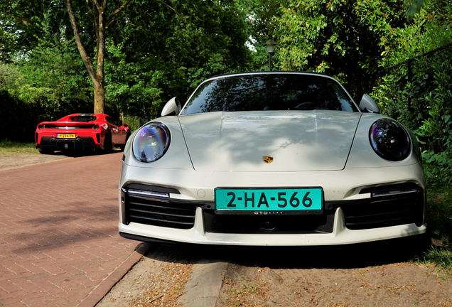 Porsche 992 Turbo S Cabriolet